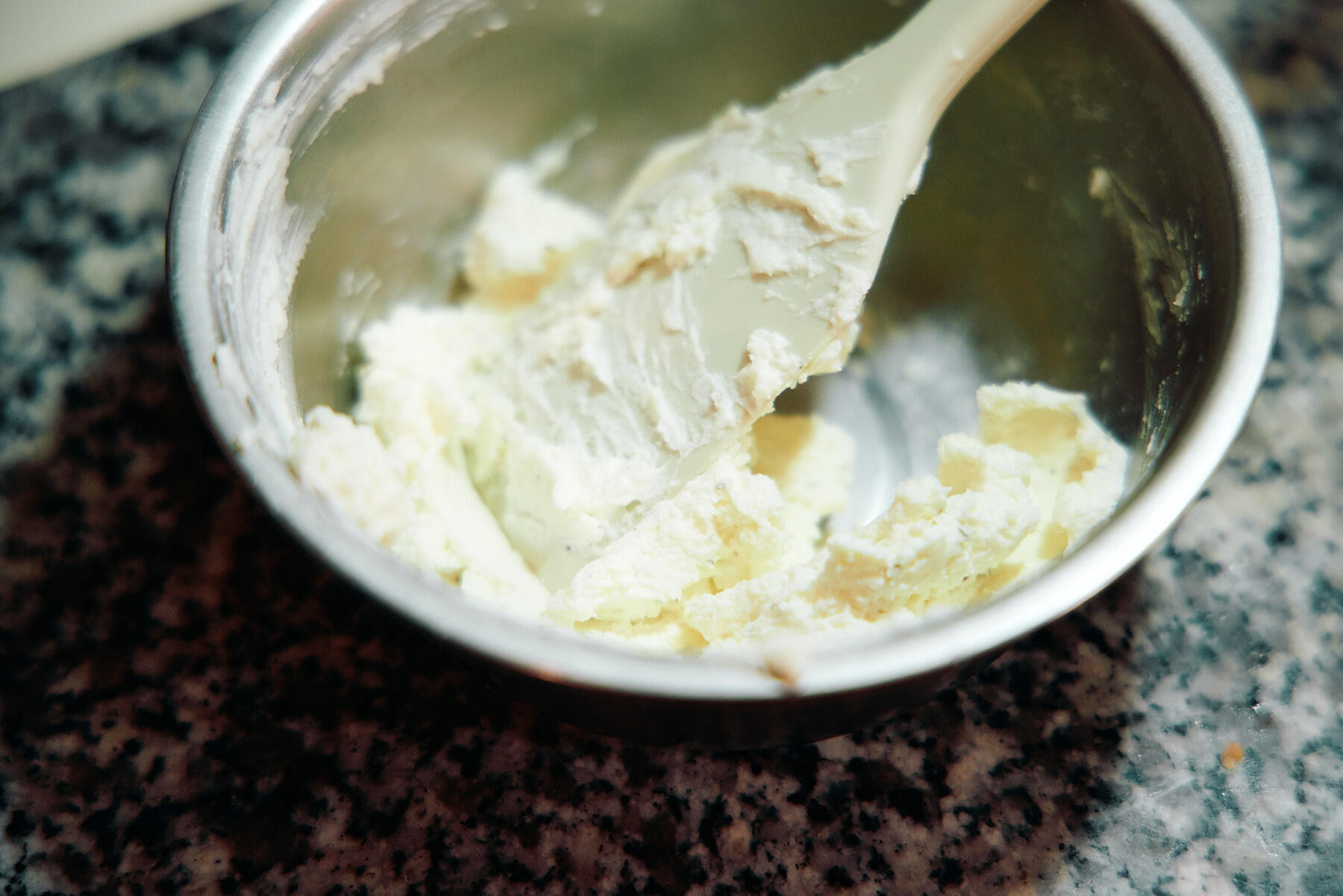 ブルサンを混ぜる