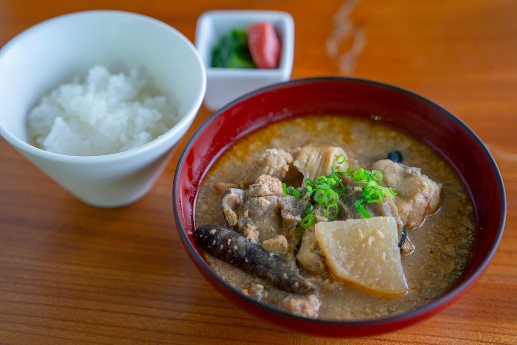 いわき沼ノ内港で水揚げされたアンコウのどぶ汁