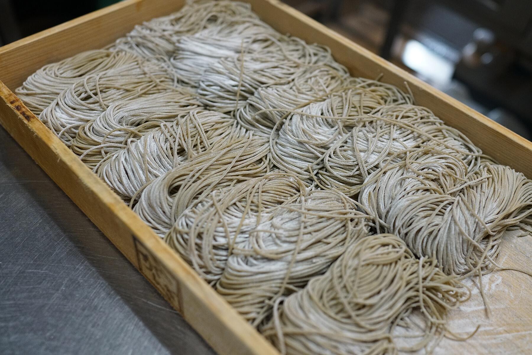 自家製麺でつくる蕎麦