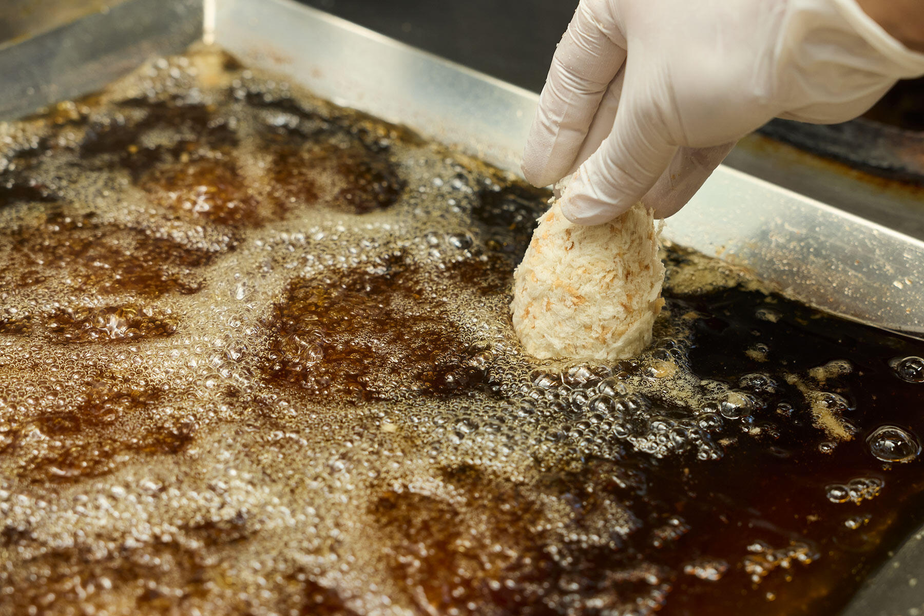 揚げ油はラード100％