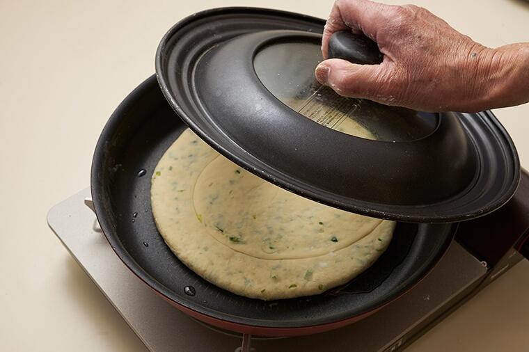 【生地を焼く】