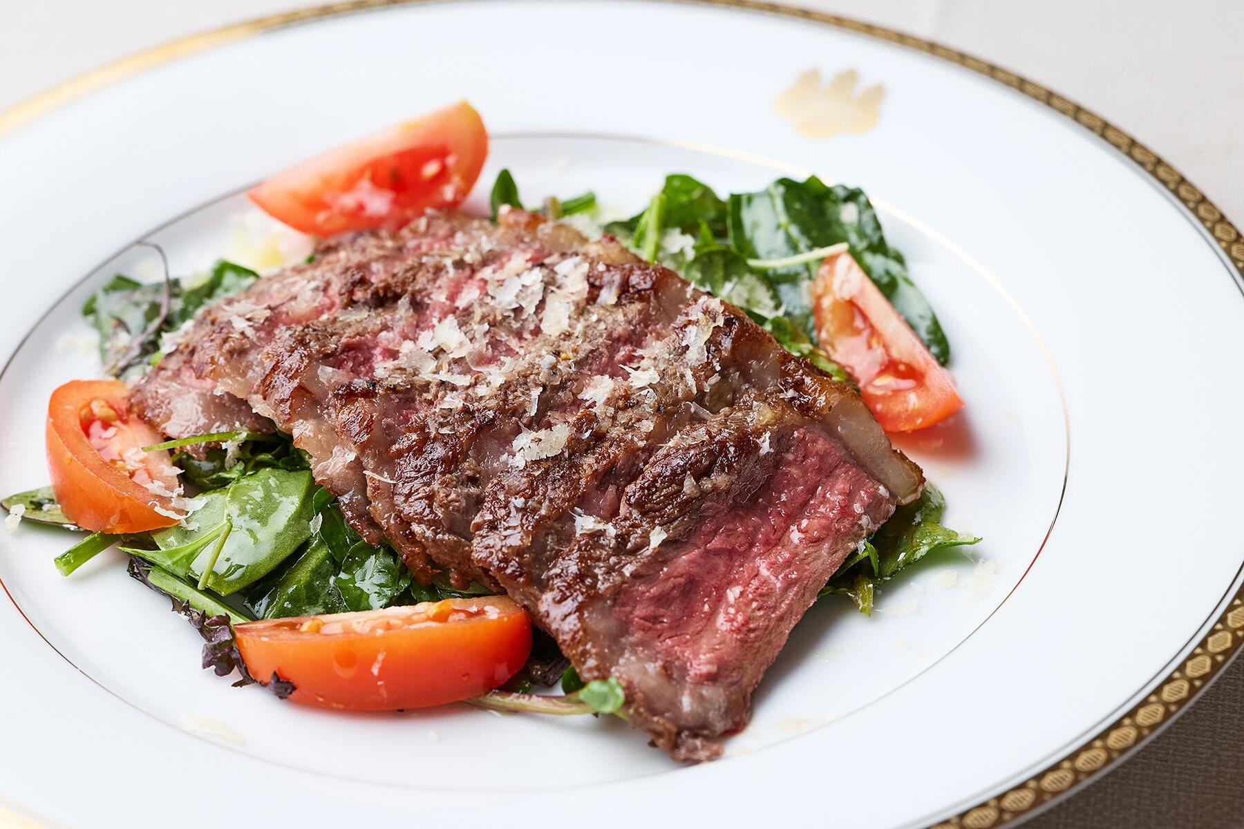 岩坪シェフの常陸牛のタリアータ 茨城県産のサラダ仕立て（11日のみ）　1,500円