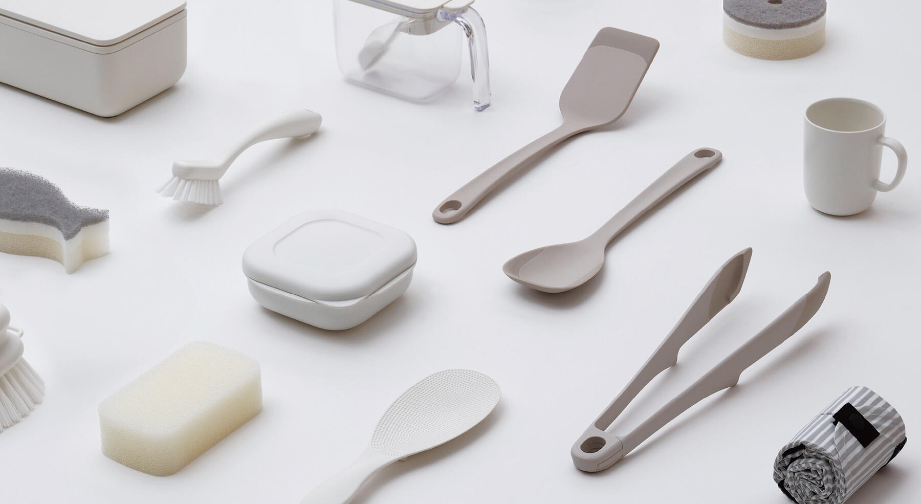 「Design for Smile 暮らしを、いいほうへ。」。マーナのデザイン哲学とは?