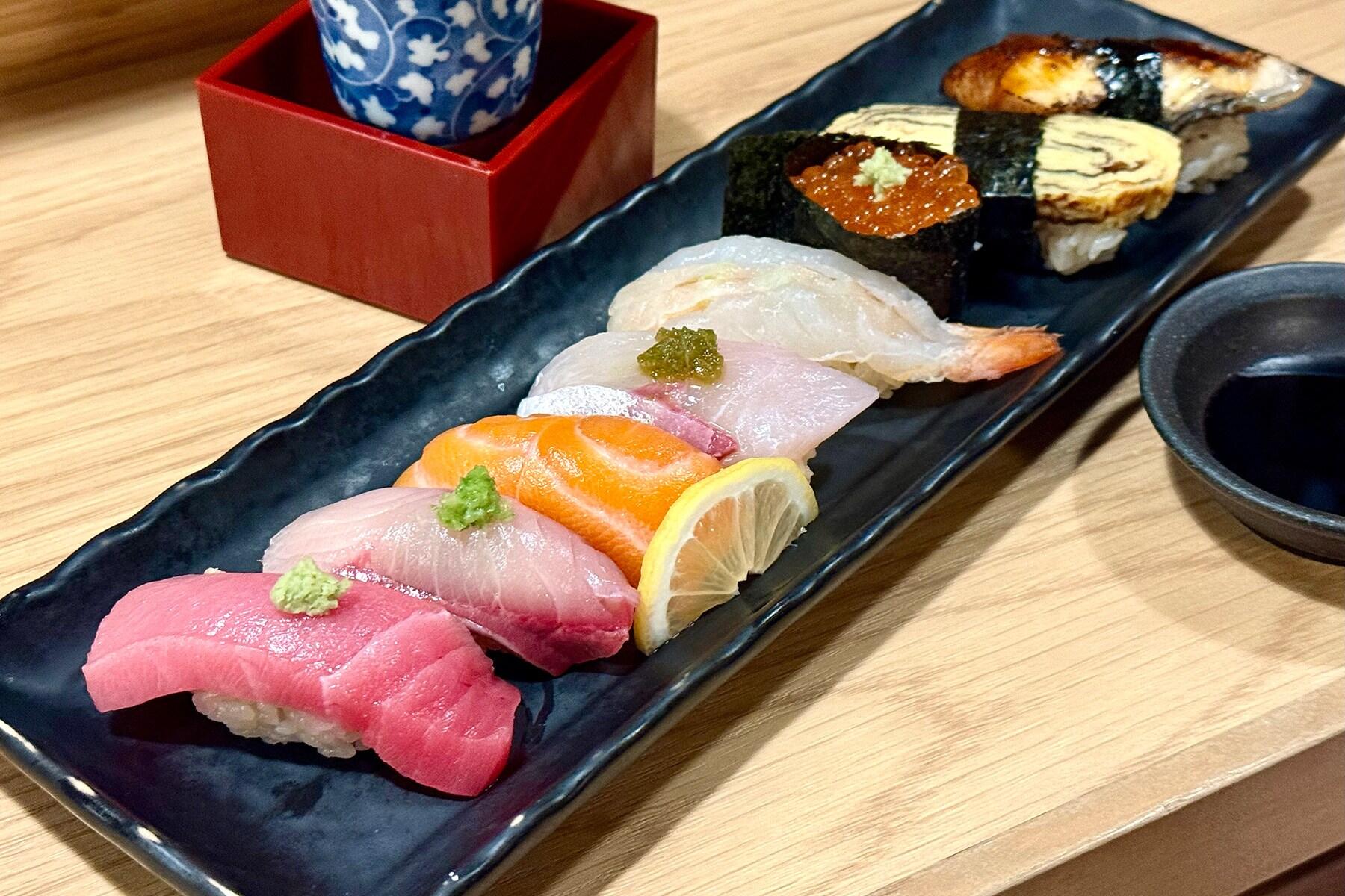 鮨