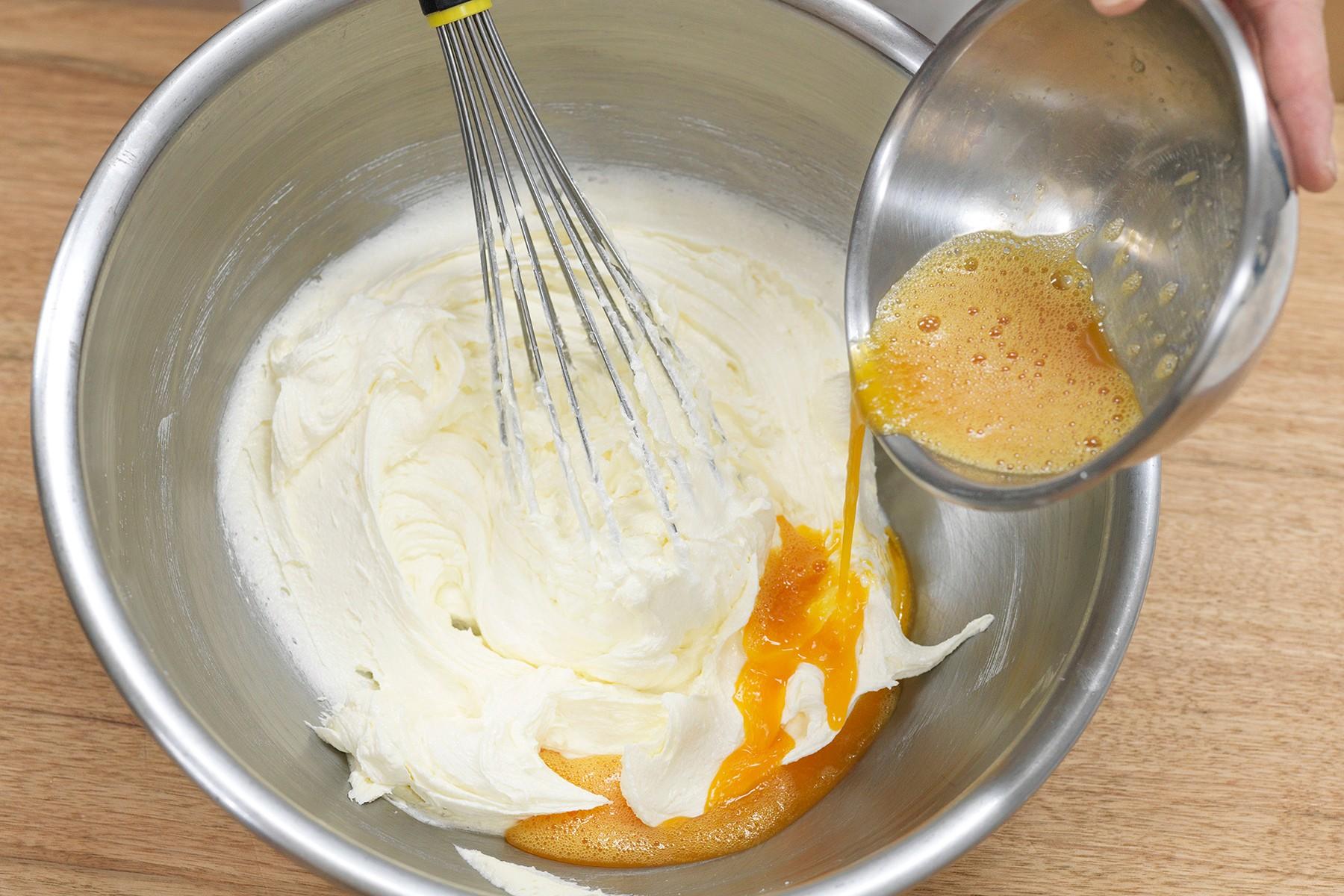 バターを混ぜる