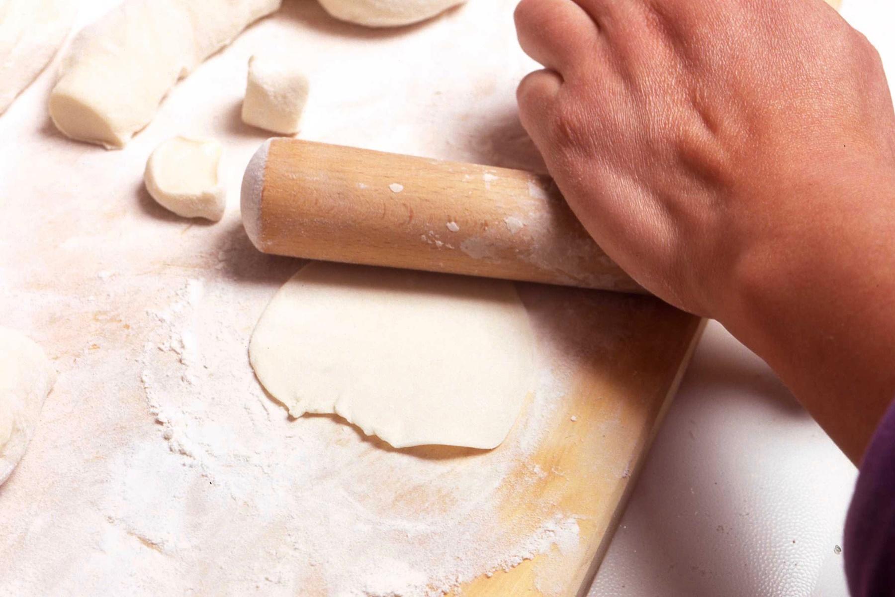 生地の形を整える