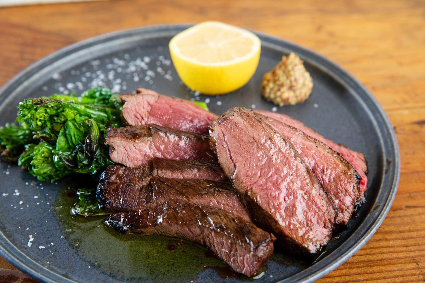 7000円のコースのメインディッシュ