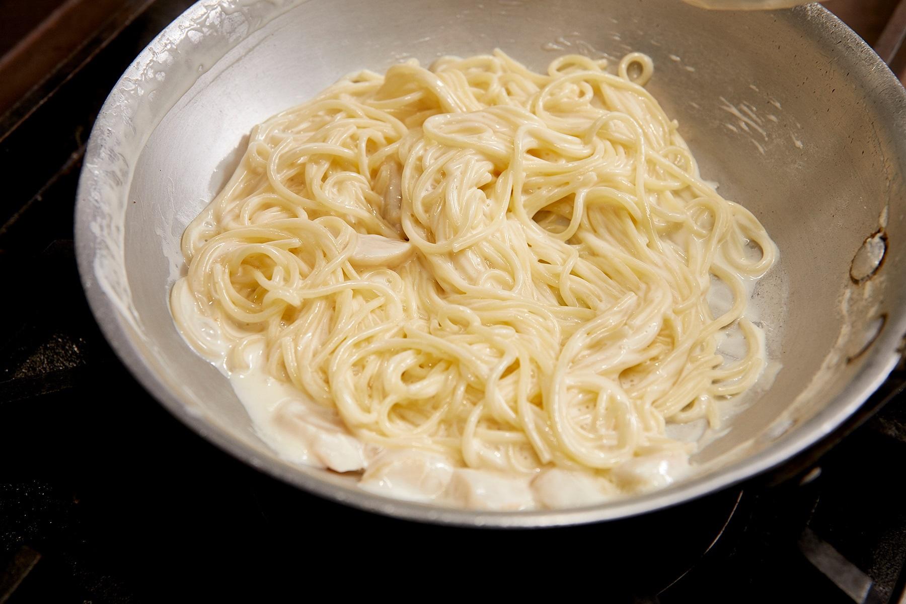 まんべんなくからめる。