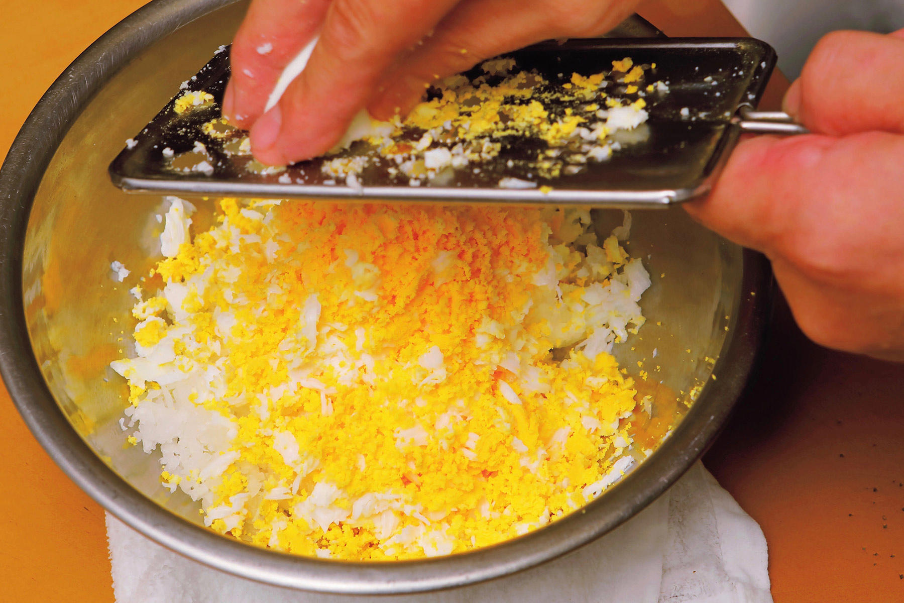 タルタルソースをつくる