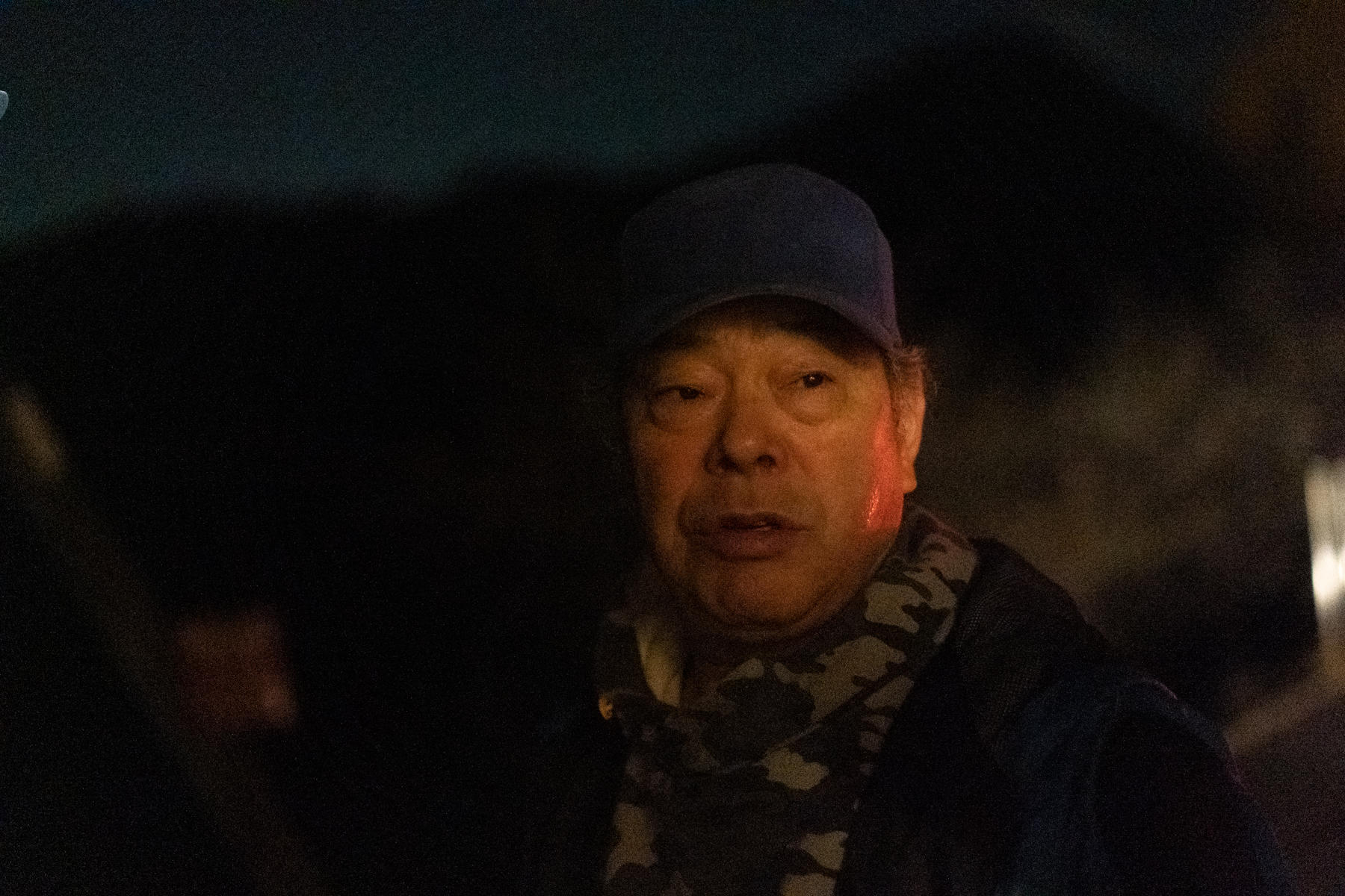 ラオウに昼も夜関係ない。相変わらず、精力的な立ち振る舞い。