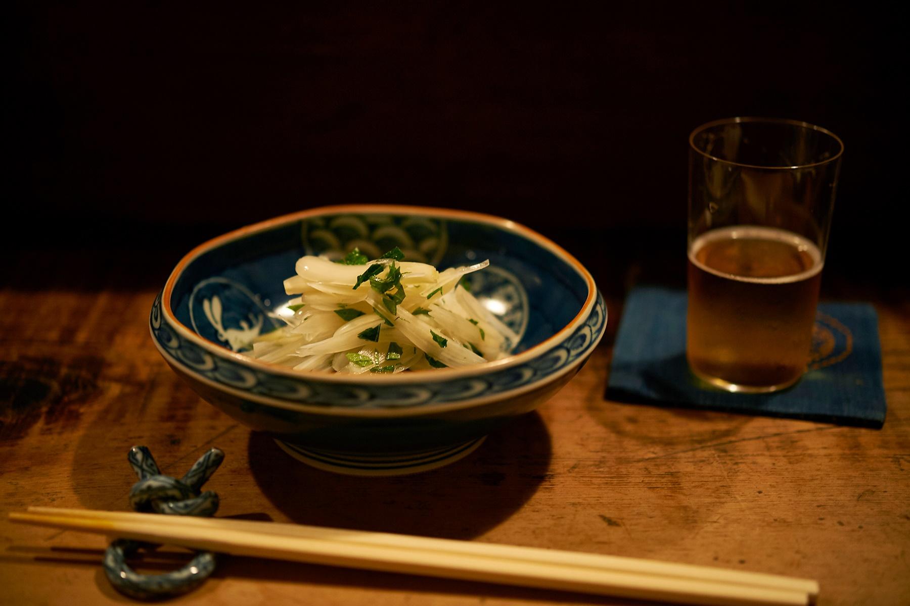 ねぎもどきは塩らっきょうと青じそ。その色味、まさに葱のごとし。