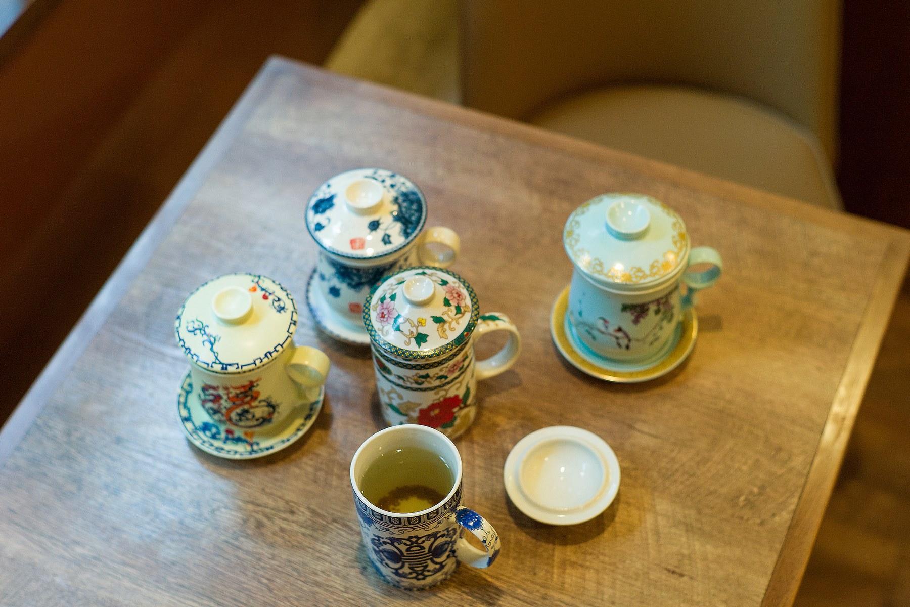 茶漉し付きの茶器