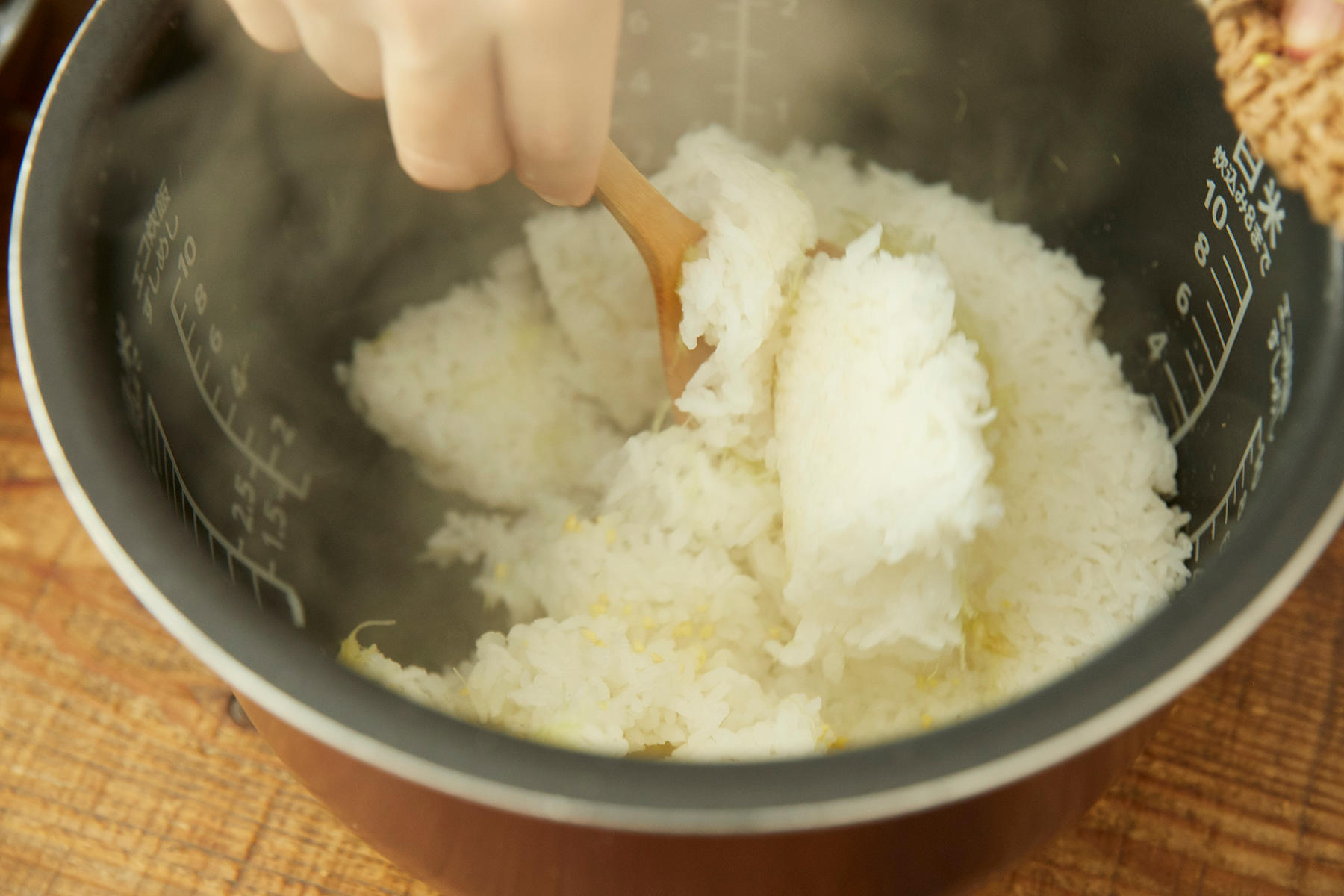 ごはんを焼く