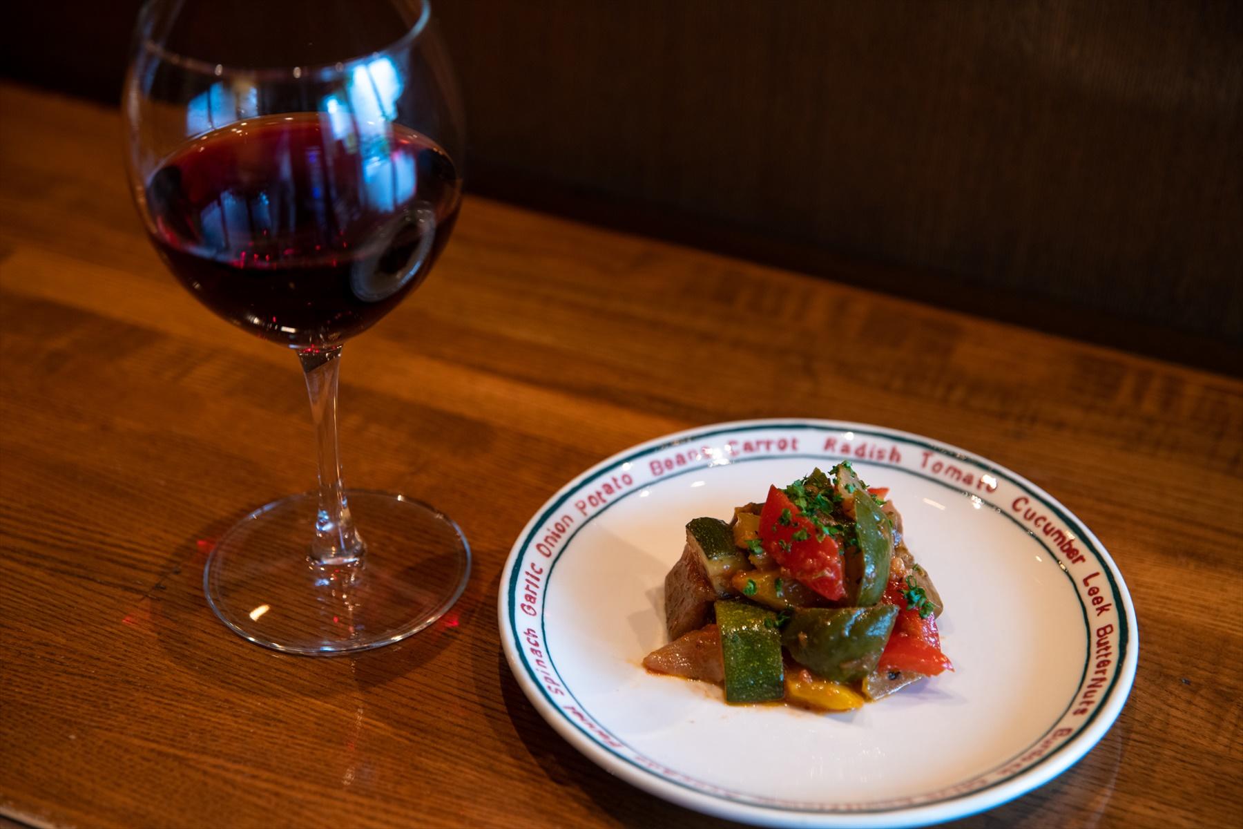 赤ワインとラタトゥイユ