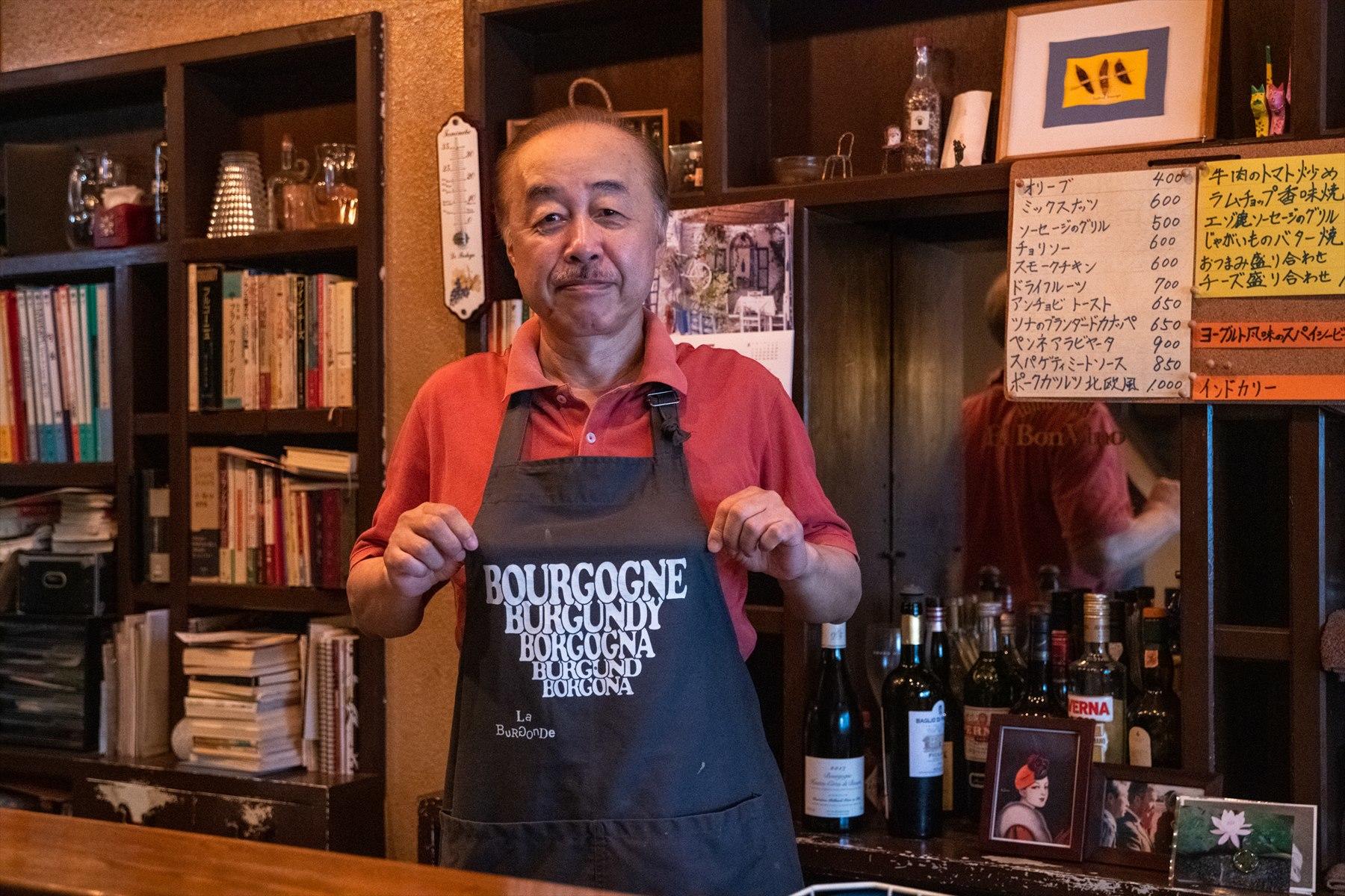 店主の堀信義さん