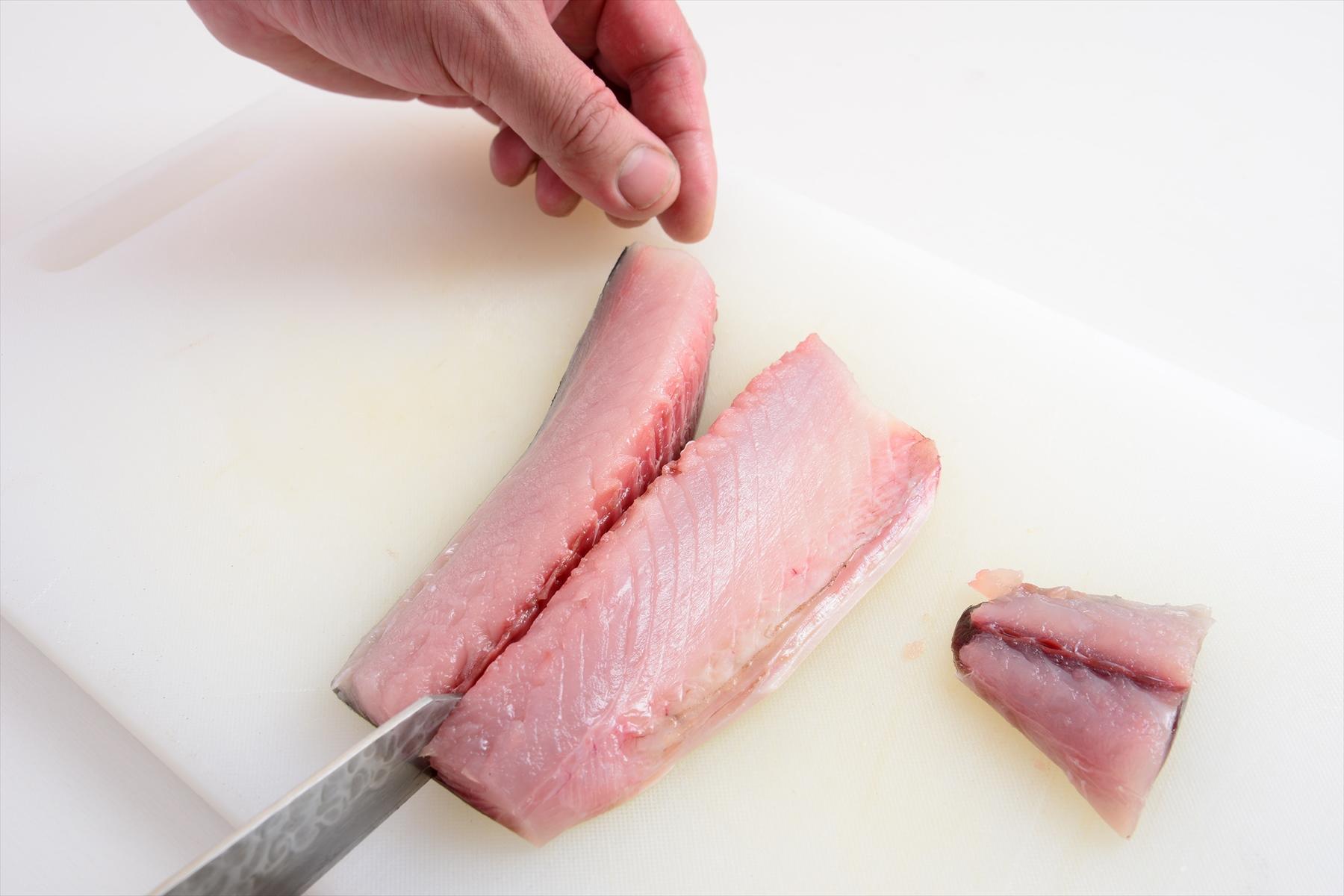 背側と腹側を切り分ける