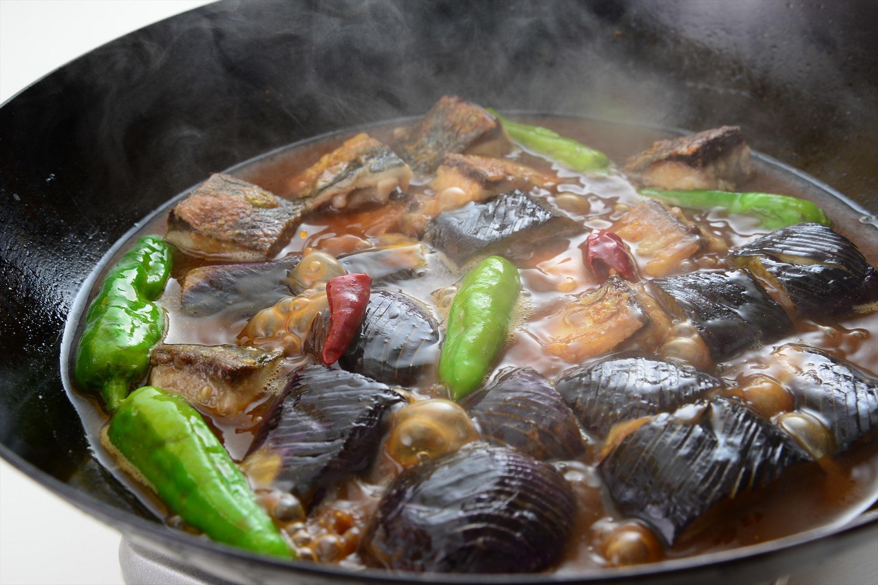 4～5分煮詰めていく