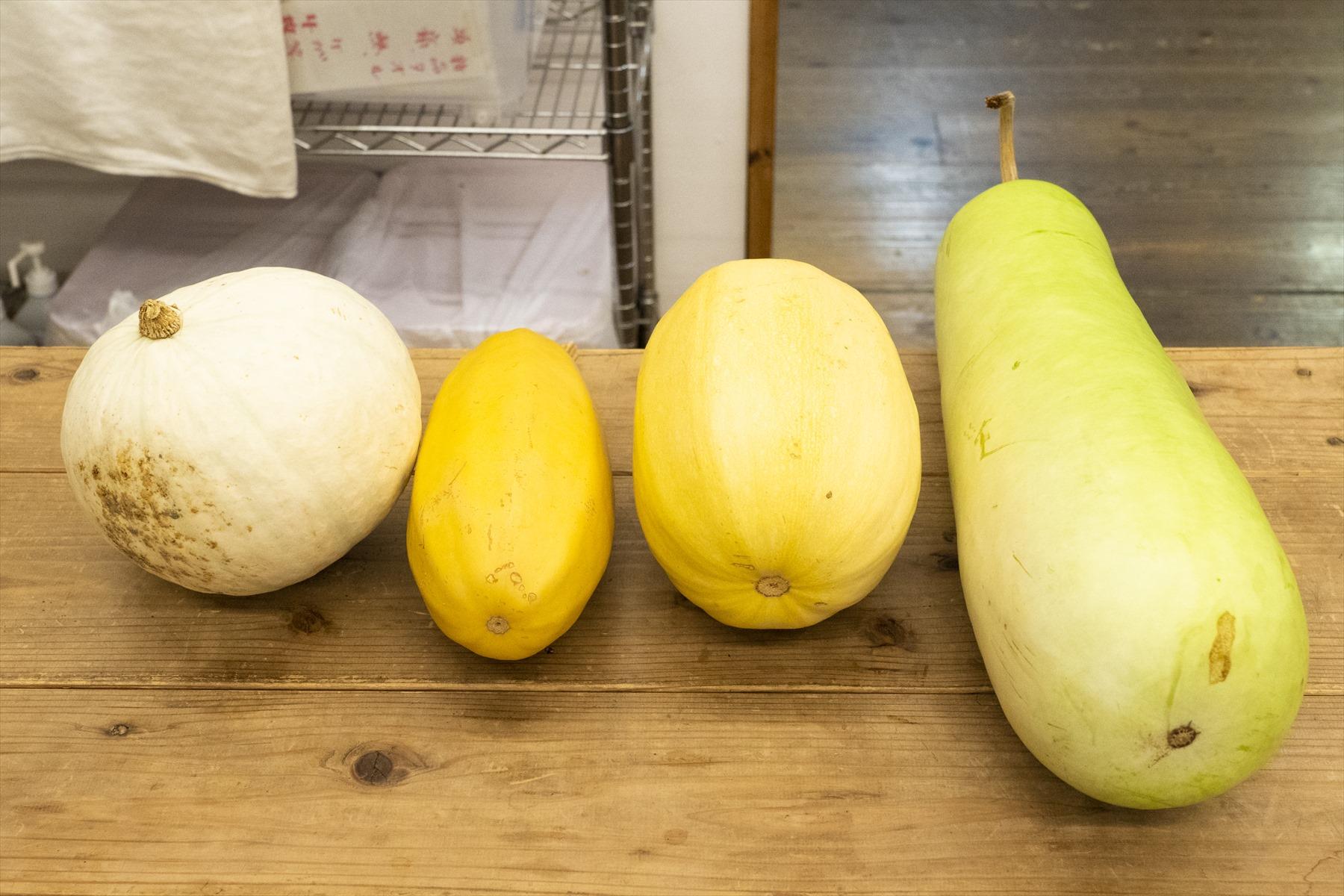 巨大な野菜たち