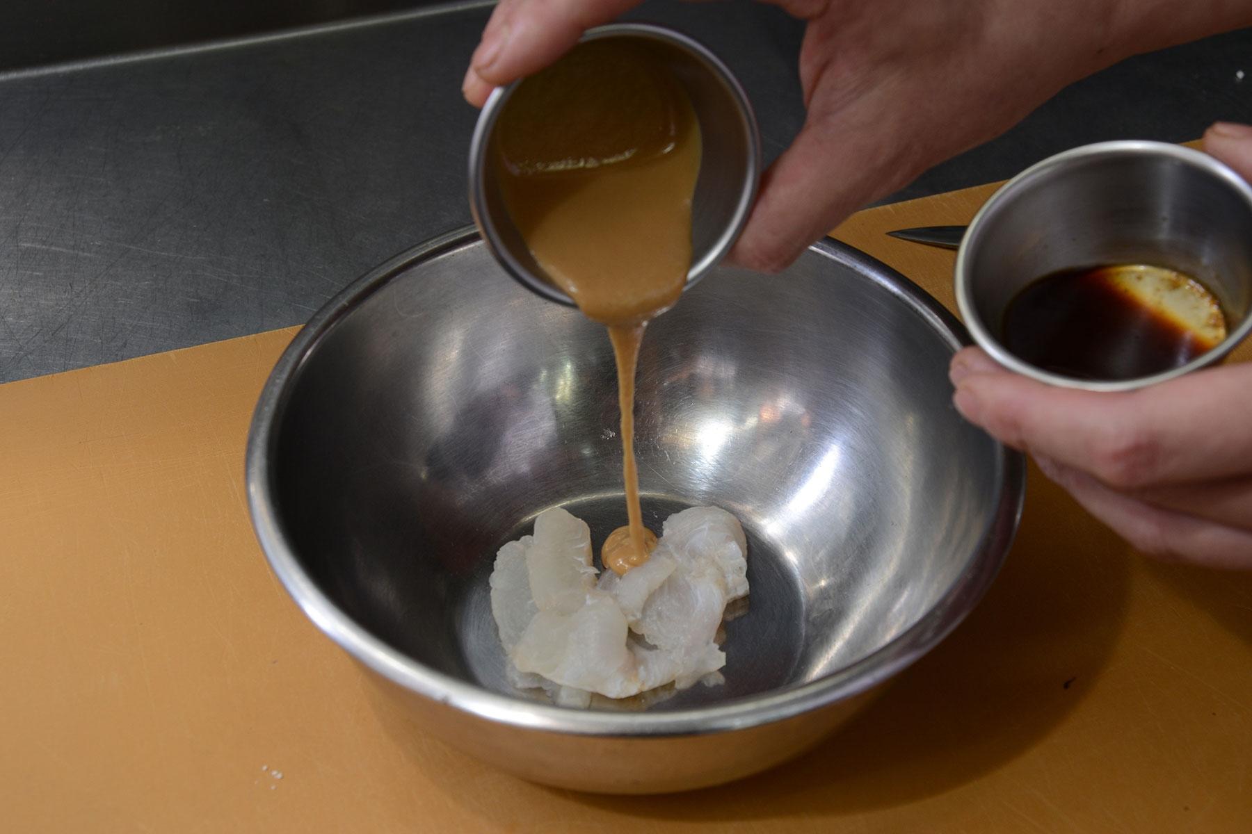 胡麻だれをつくる