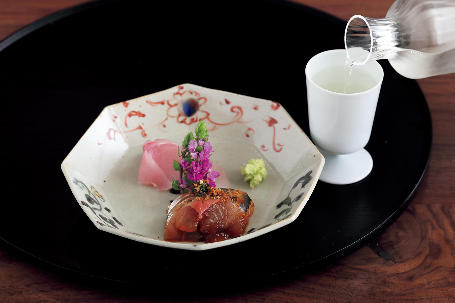 鯵の琉球和えと黒ムツのお造り盛り合わせ