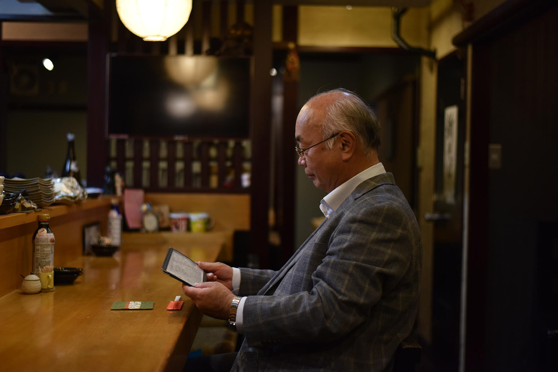 「今日は何にしようかな?」気の利いた酒肴が昼酒を誘惑してくるような。