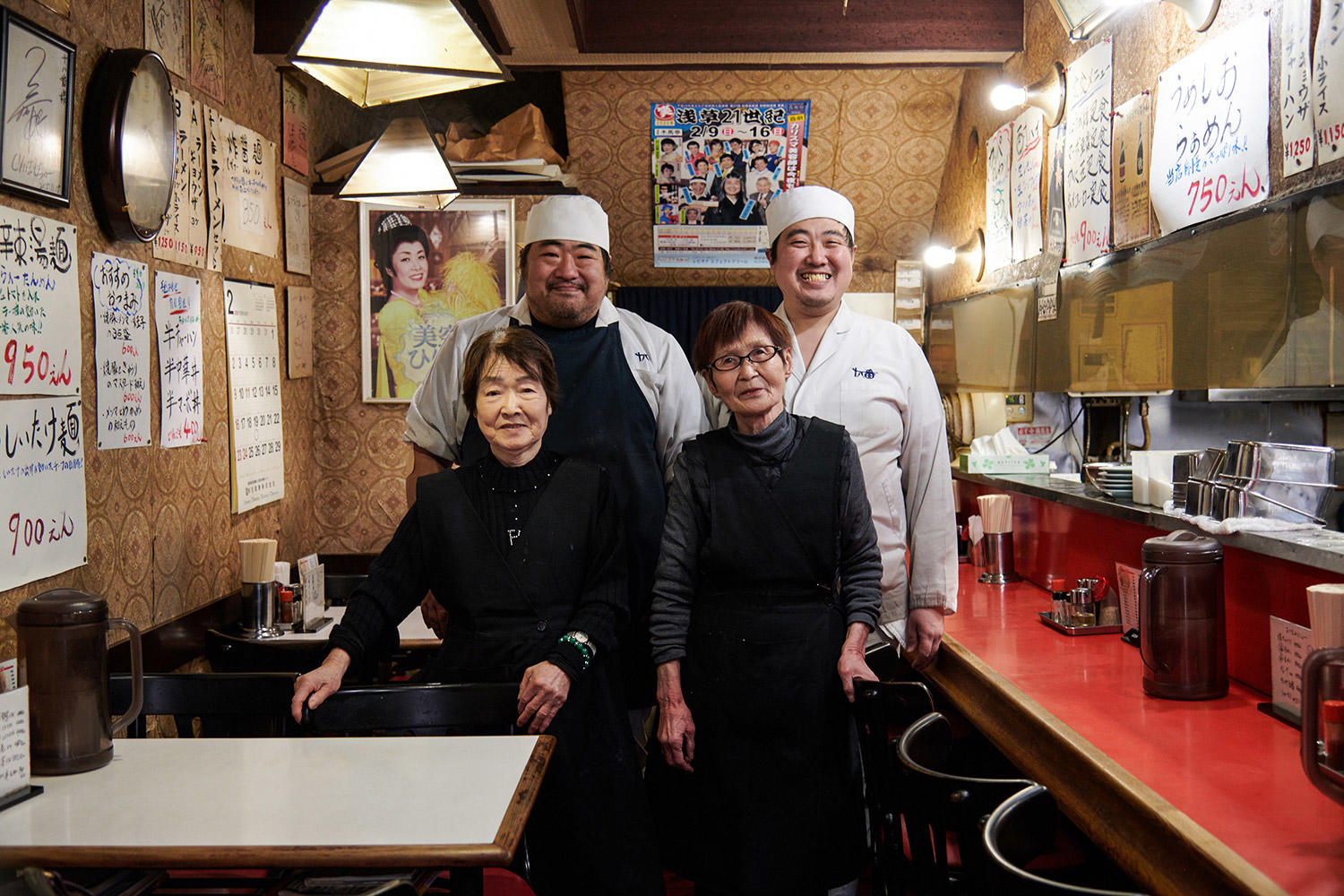 スタッフのみなさん