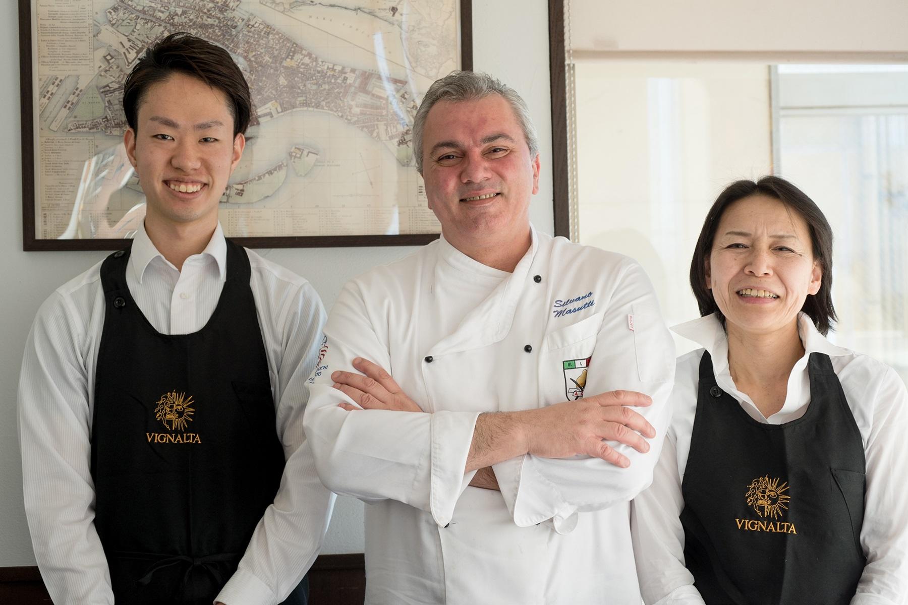 お店のスタッフ