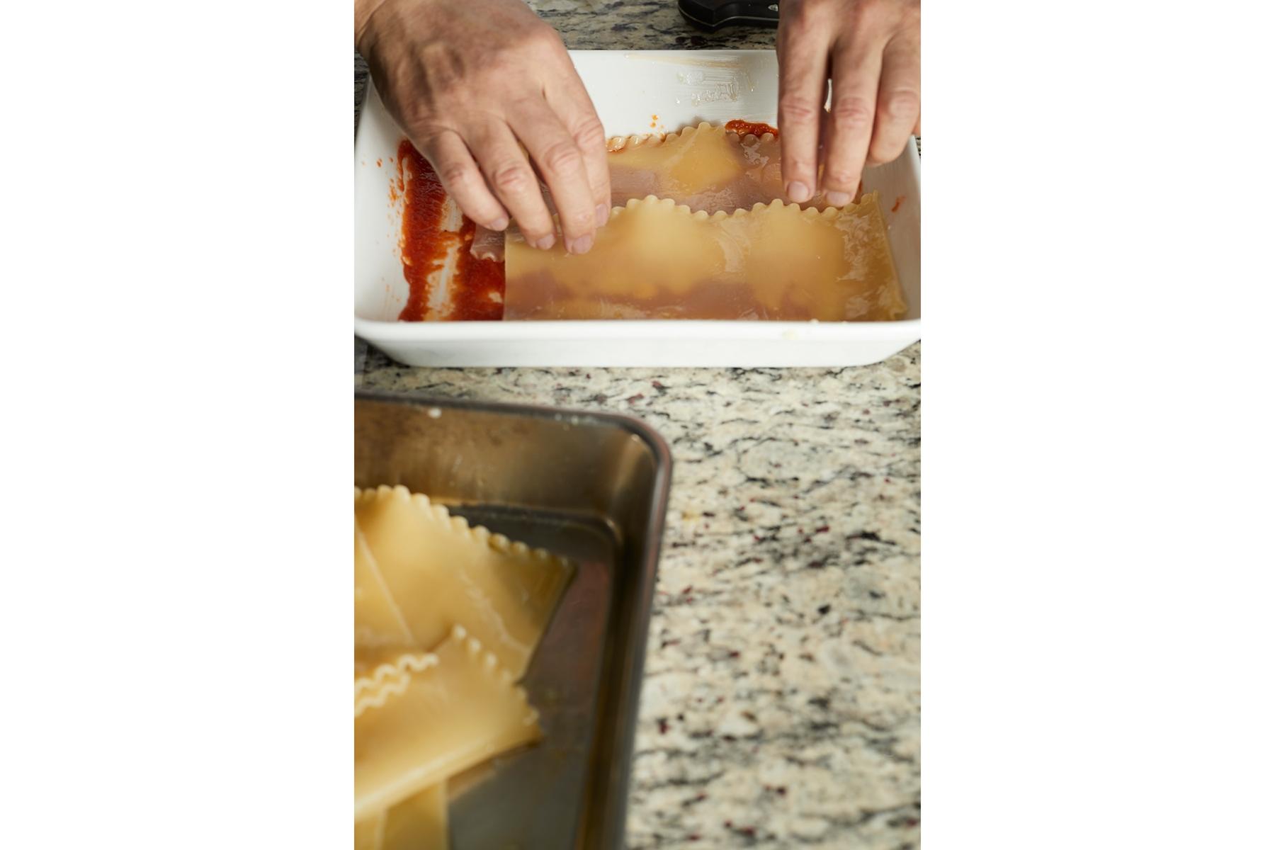 ラザニアを入れる