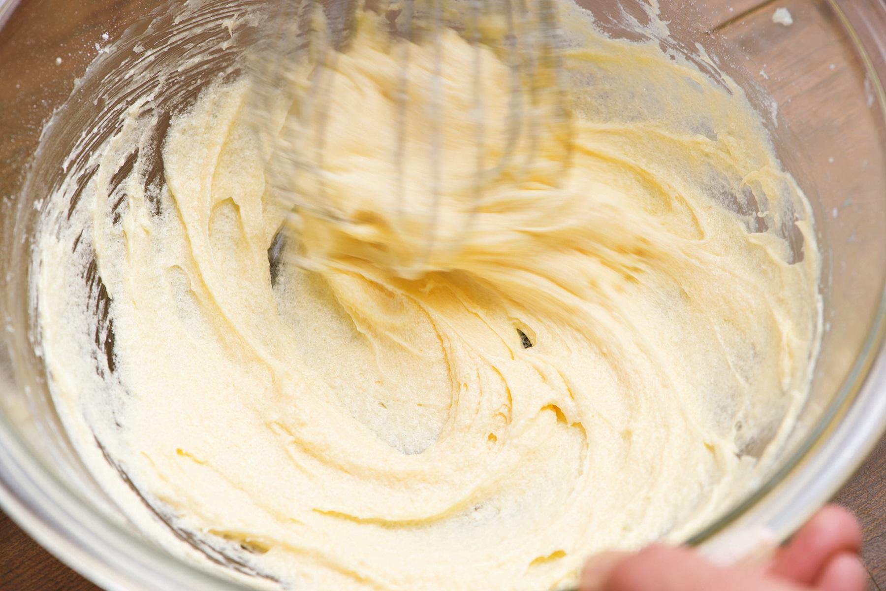 バニラエッセンスを加える