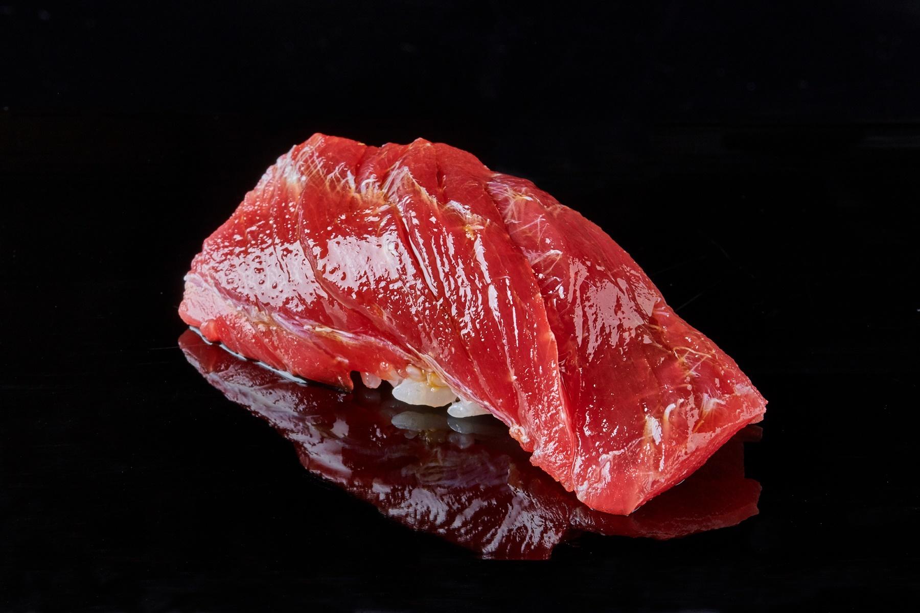 東京・人形町「㐂寿司」のマグロの握り