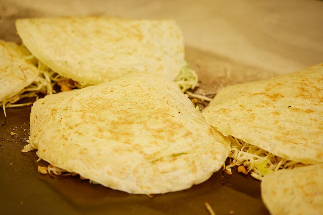 東京・経堂「八昌」のお好み焼き