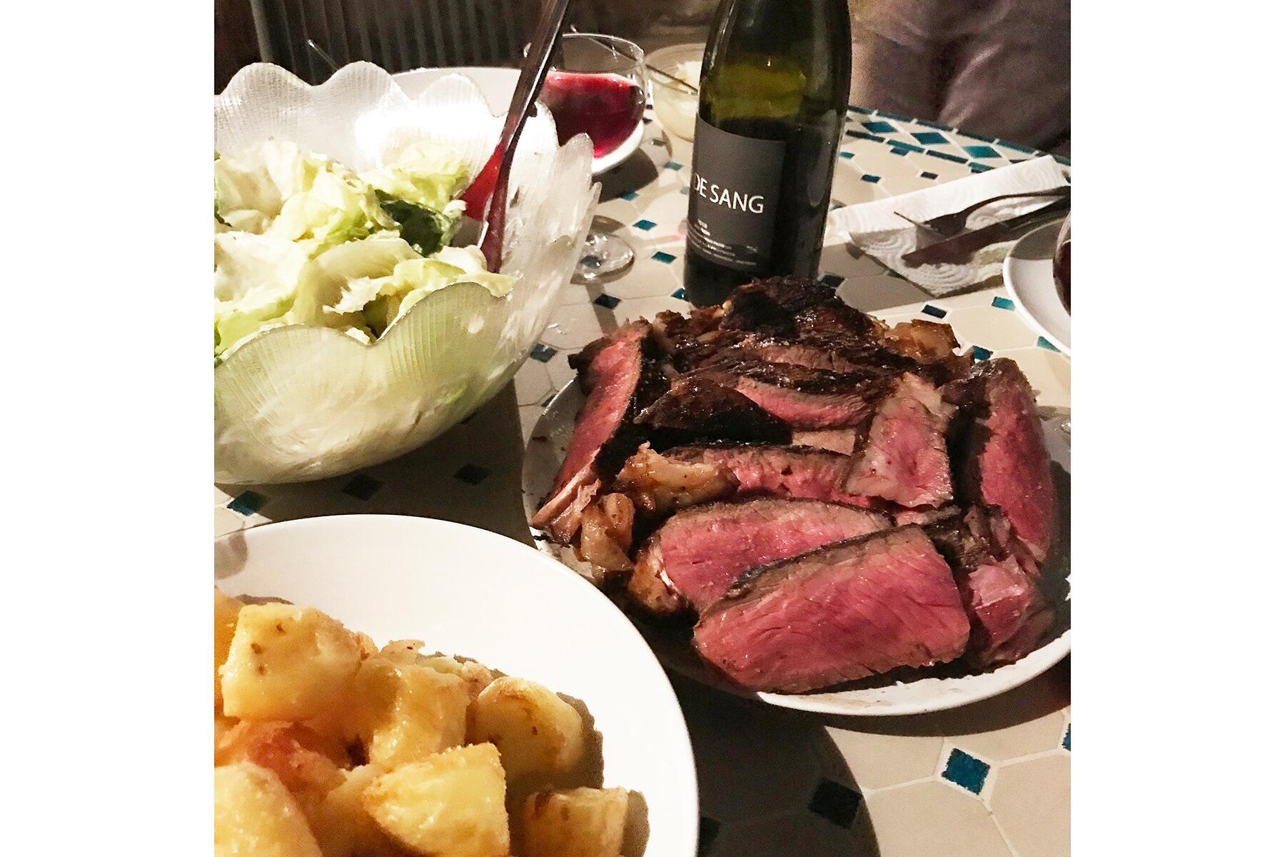 フランス・ロデーズで焼いたコートドブッフ