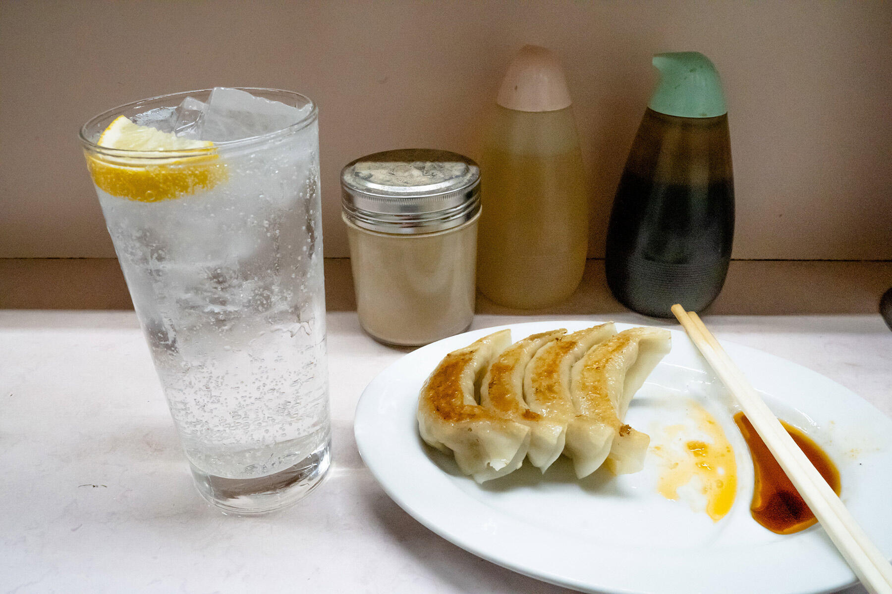 東京・新宿「岐阜屋」のラーメン餃子などなど