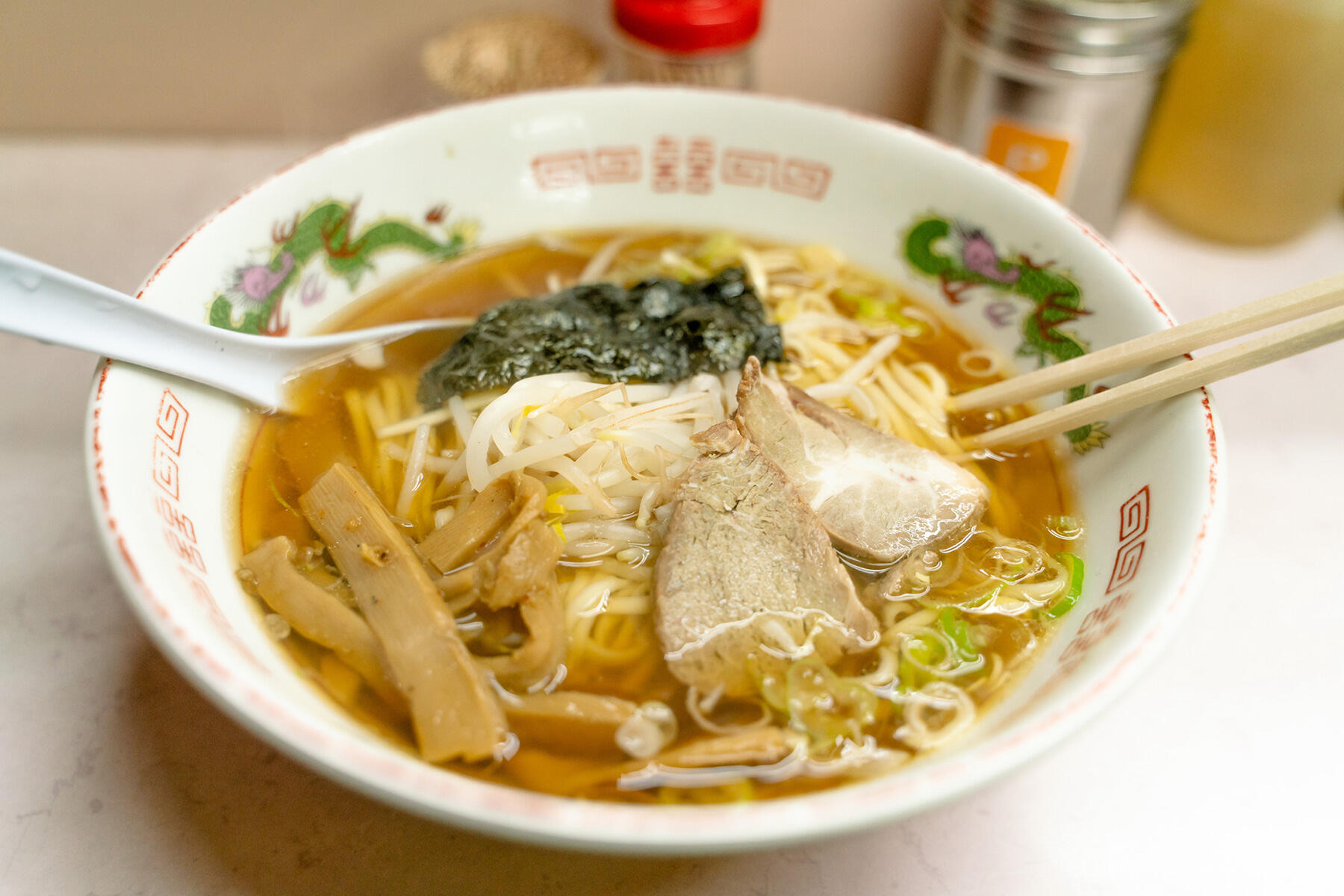 東京・新宿「岐阜屋」のラーメン餃子などなど