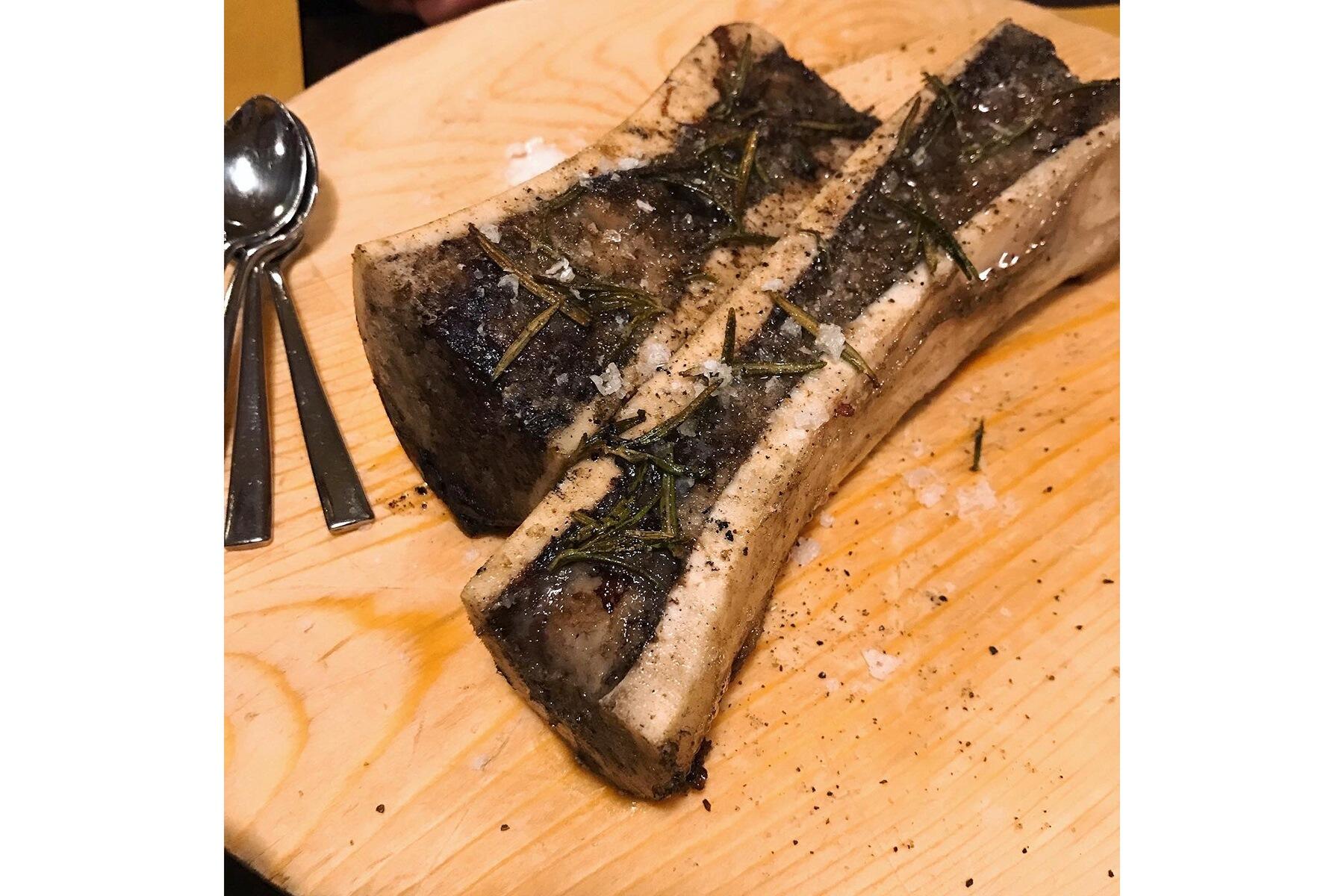 イタリア・ミラノ「トラットリア トリッパ」のせき髄