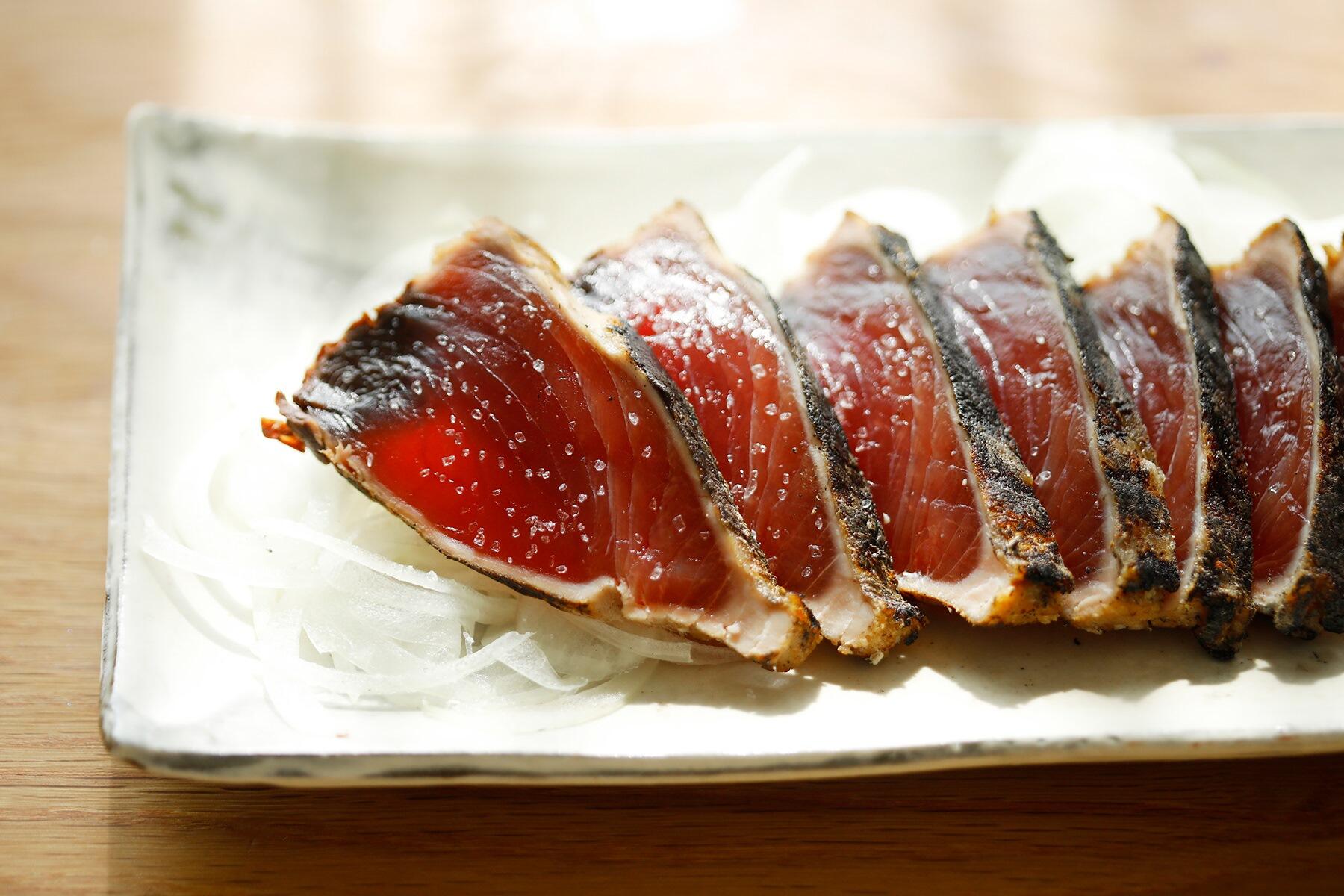 高知のカツオの藁焼き