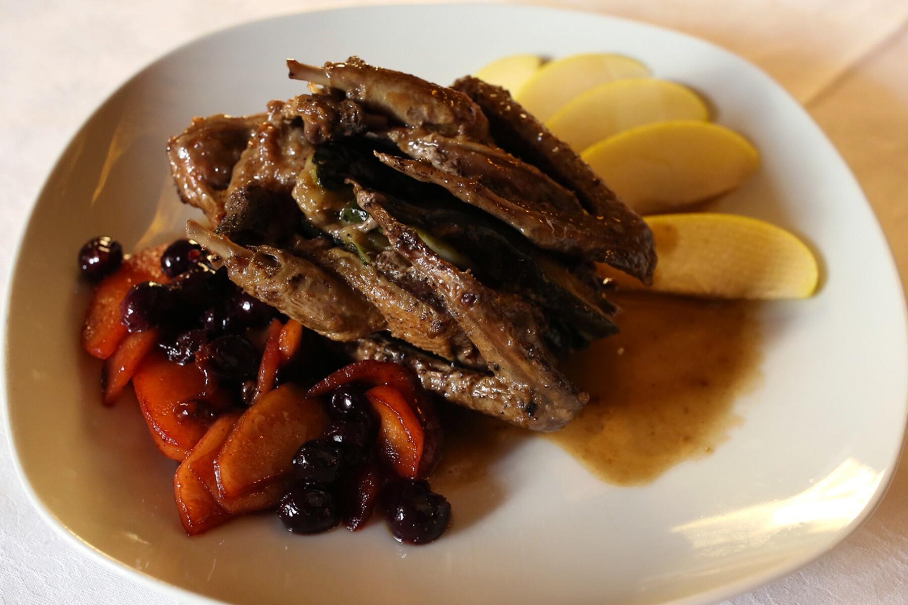 イタリア・トスカーナ「Antico Ristorante Pestello」の鳩のグリル