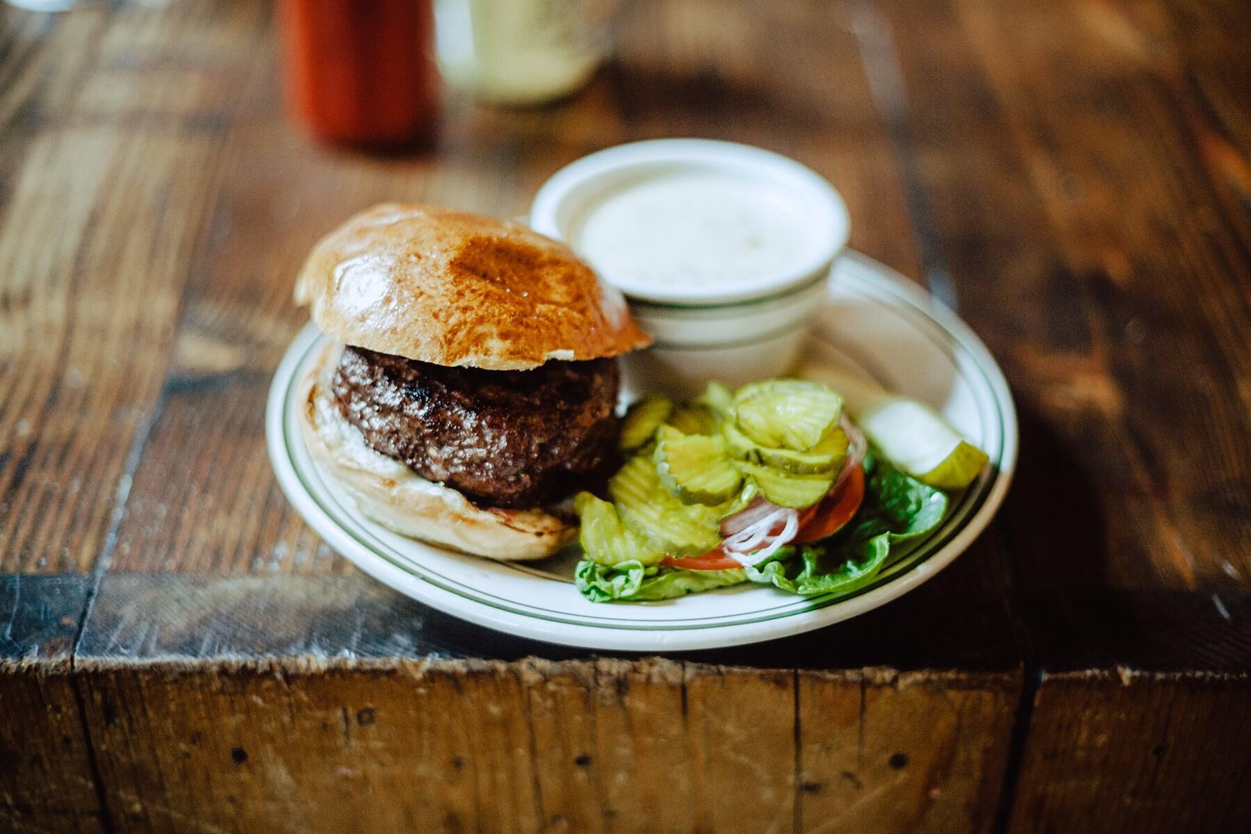 アメリカ・ニューヨーク「DuMont Burger」のハンバーガー