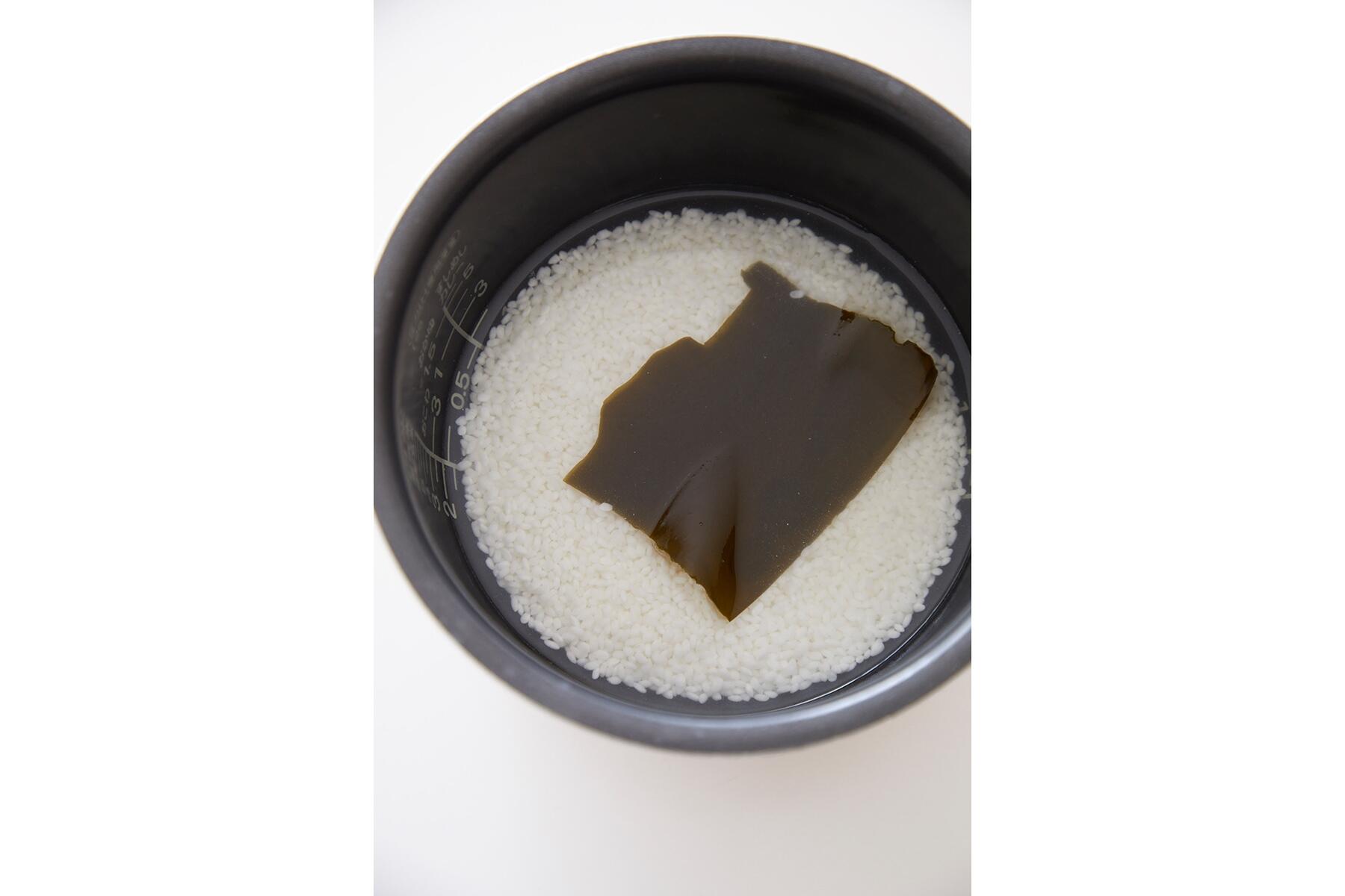 基本の酢飯用のご飯を炊く