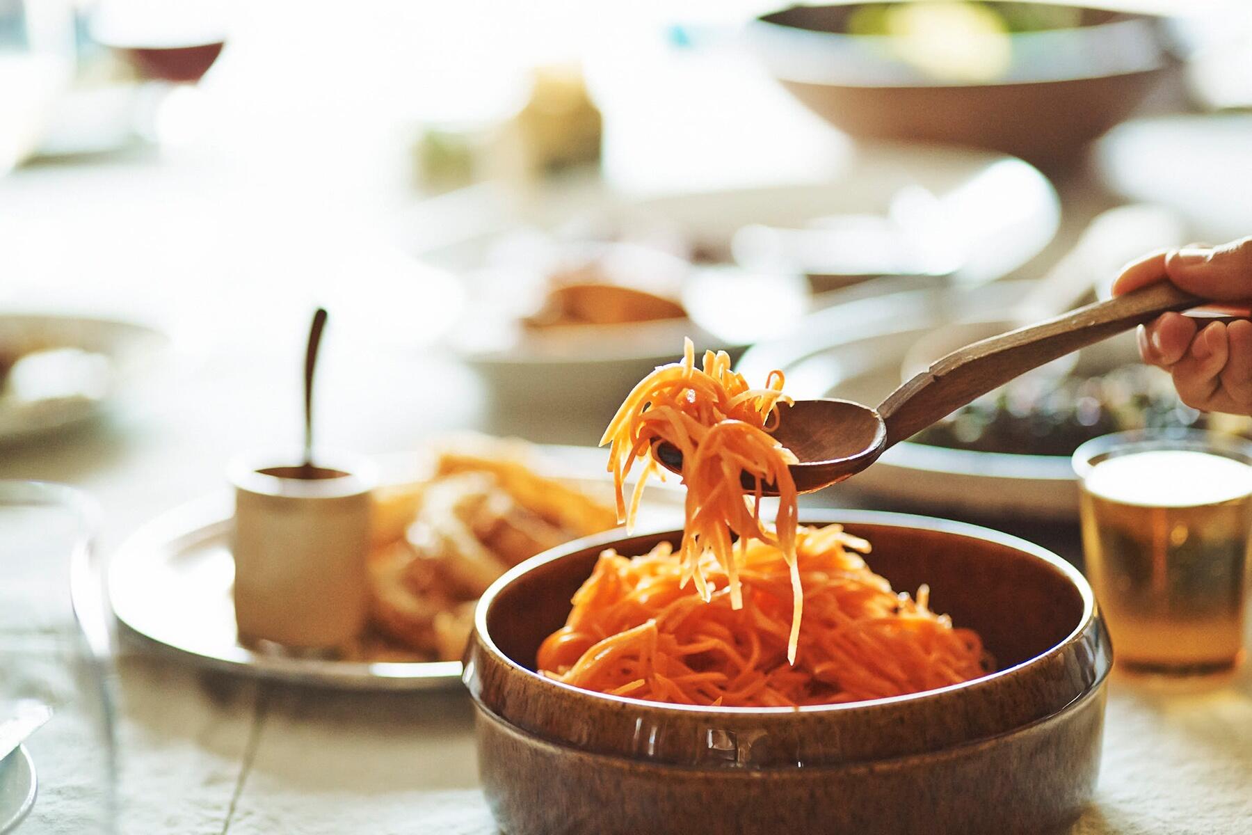 和えて盛りつける