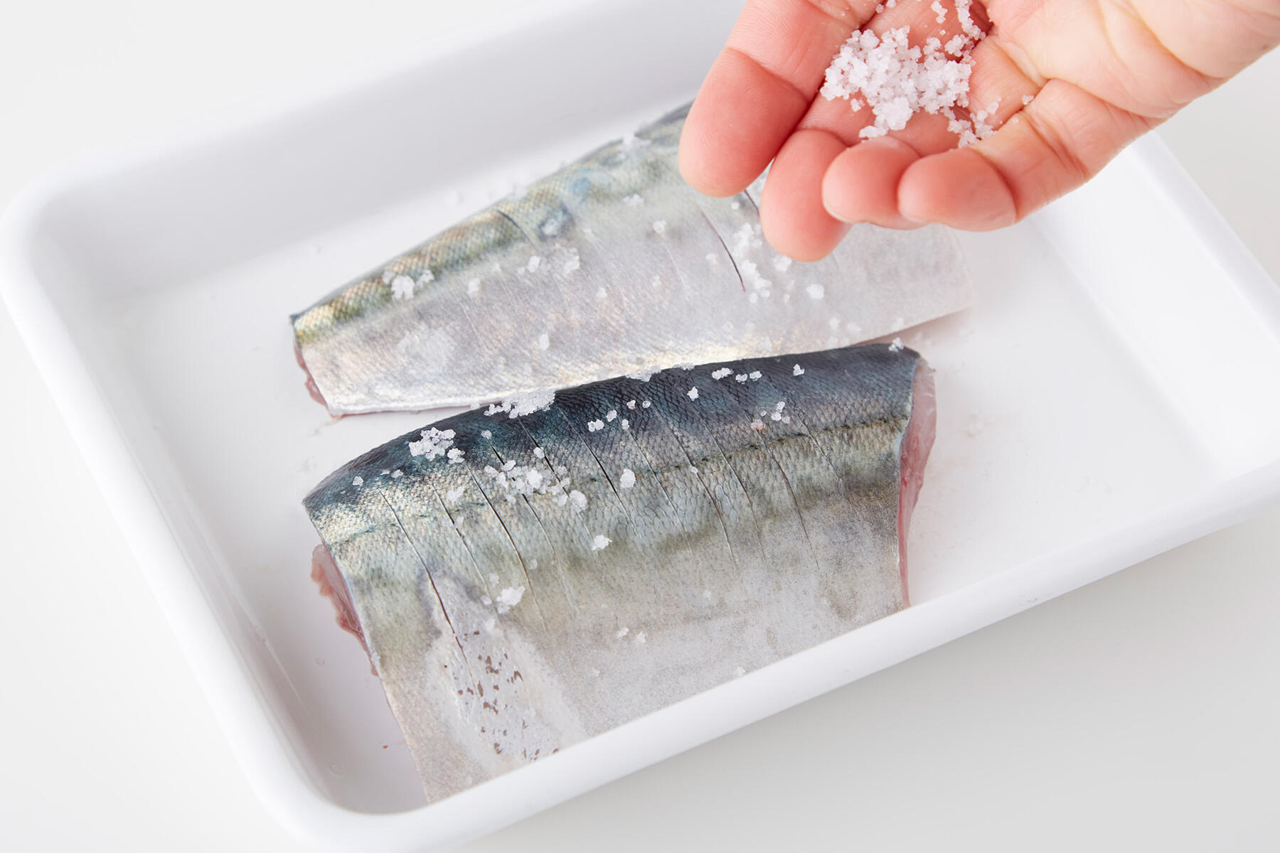 サバの下ごしらえ