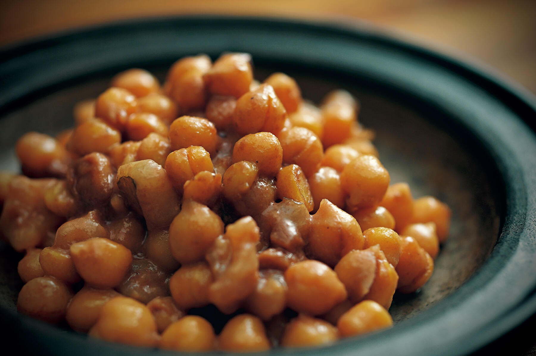 バカリャウトリッパとひよこ豆の海老みそ炒め