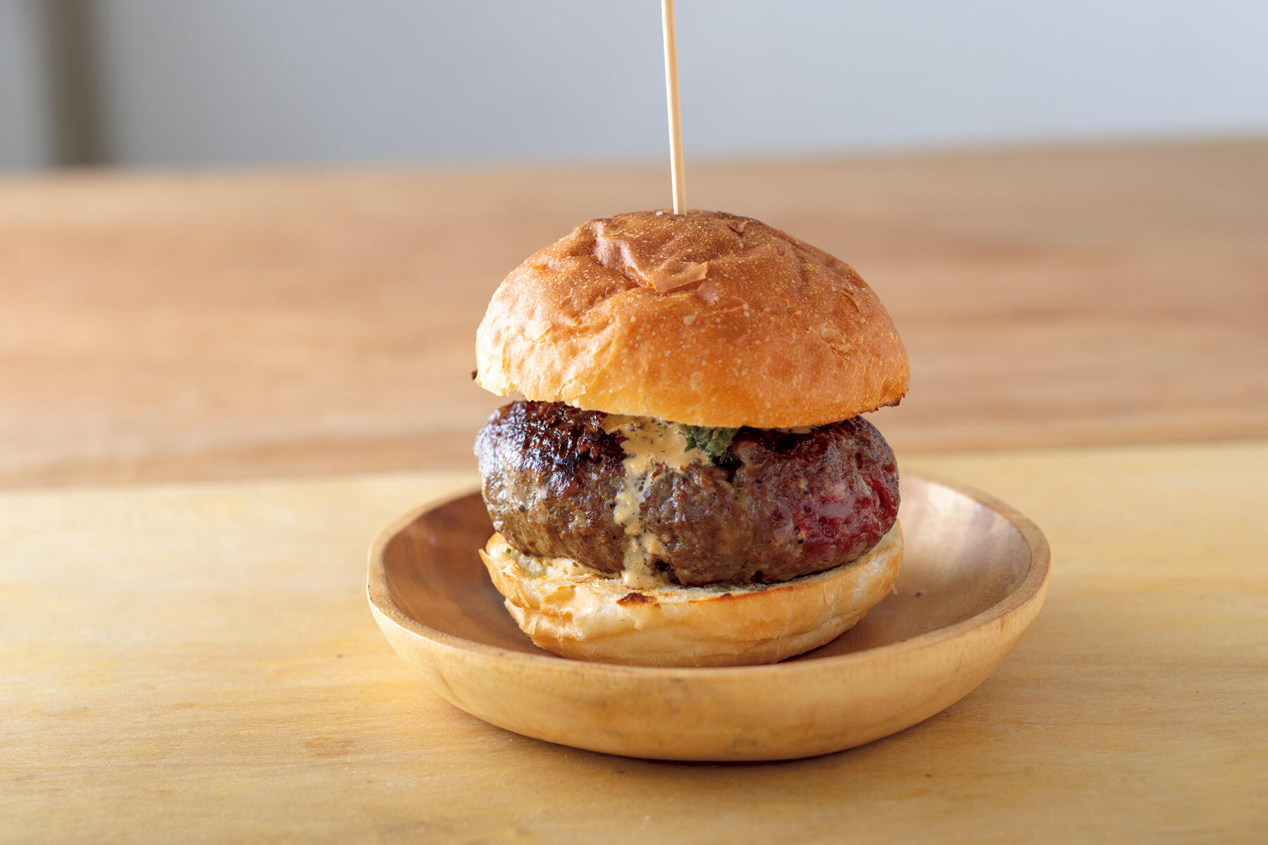 半生ハンバーガー