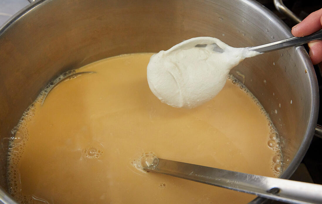 “豆乳の肉味噌入り担々うどん”のつくり方
