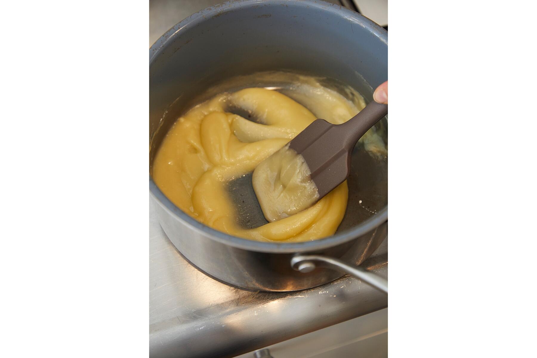 薄力粉を入れる