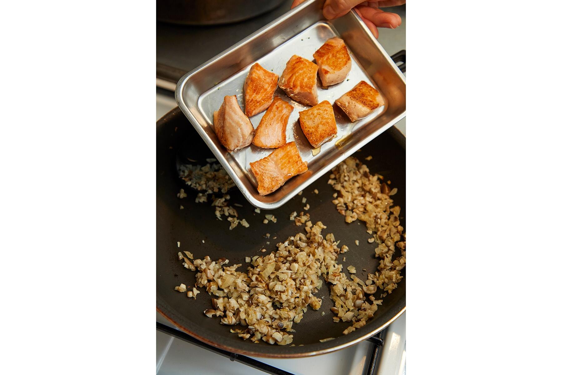 他の材料も焼く