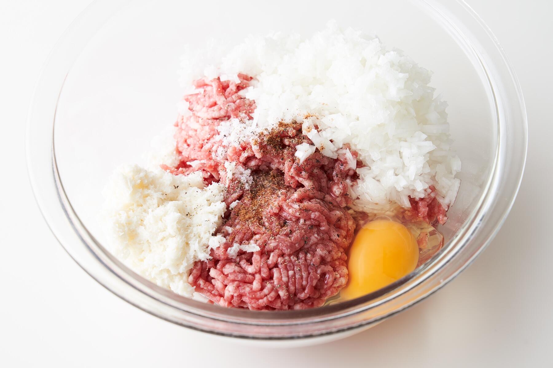 挽き肉だねをつくる