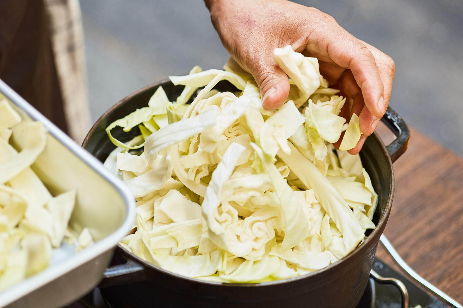 キャベツを加える