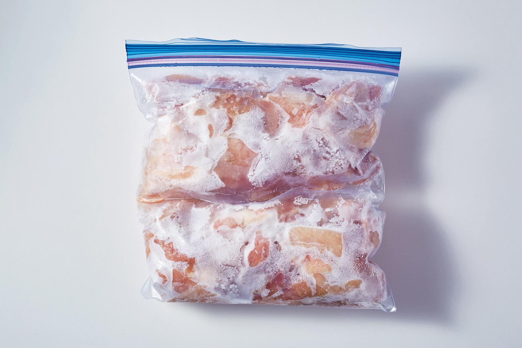 鶏もも下味をつくる