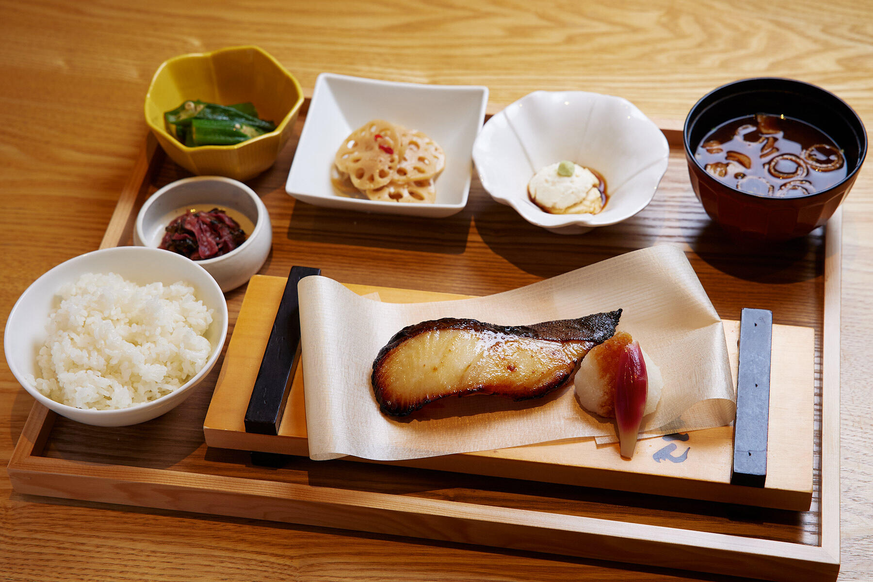 銀鱈の西京焼き御膳